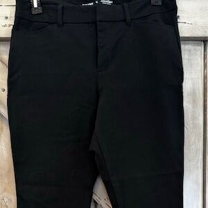 OLD NAVY BLACK HIGH RISE SKINNY PANT SIZE 12 NEVER WORN